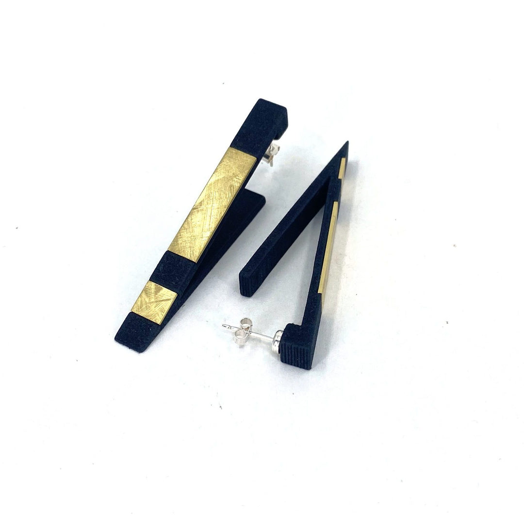 Vibe Incomplete Triangle Earrings