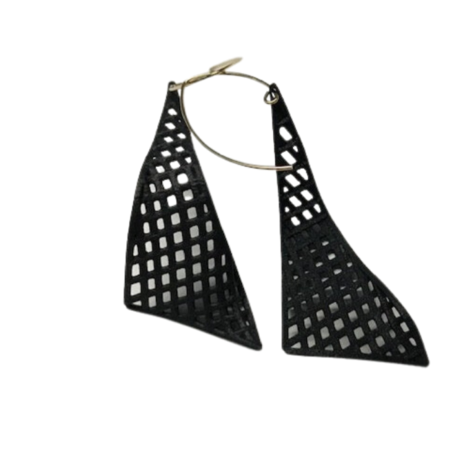 Vibe Mesh Wave Earrings