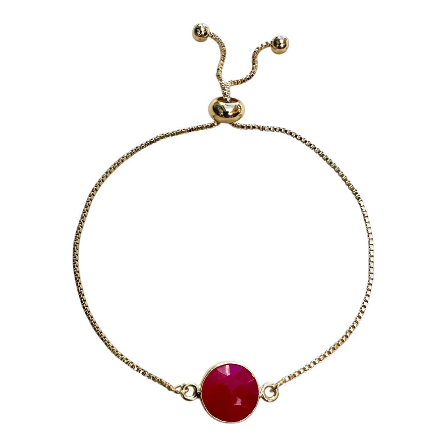 Introducing the Aria V Pink Chalcedony Single Drop Bracelet—handmade in Dublin, this gold-plated adjustable chain bracelet is inspired by classic chalcedony drop designs and features a pink chalcedony gemstone centerpiece with two delicate gold beads at the ends of the sliding clasp.