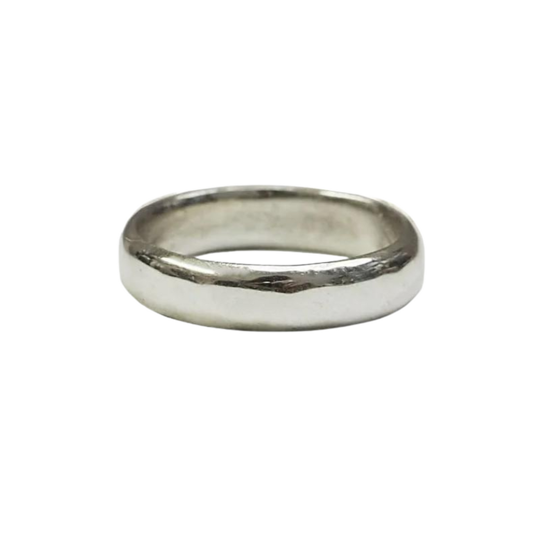 The Classic 4mm Wedding Band