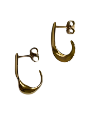 The A Moment Small Earrings by Inner Island are lightweight, minimal gold earrings with curved crescent designs and post backings, perfect for everyday wear. Displayed on a white background.