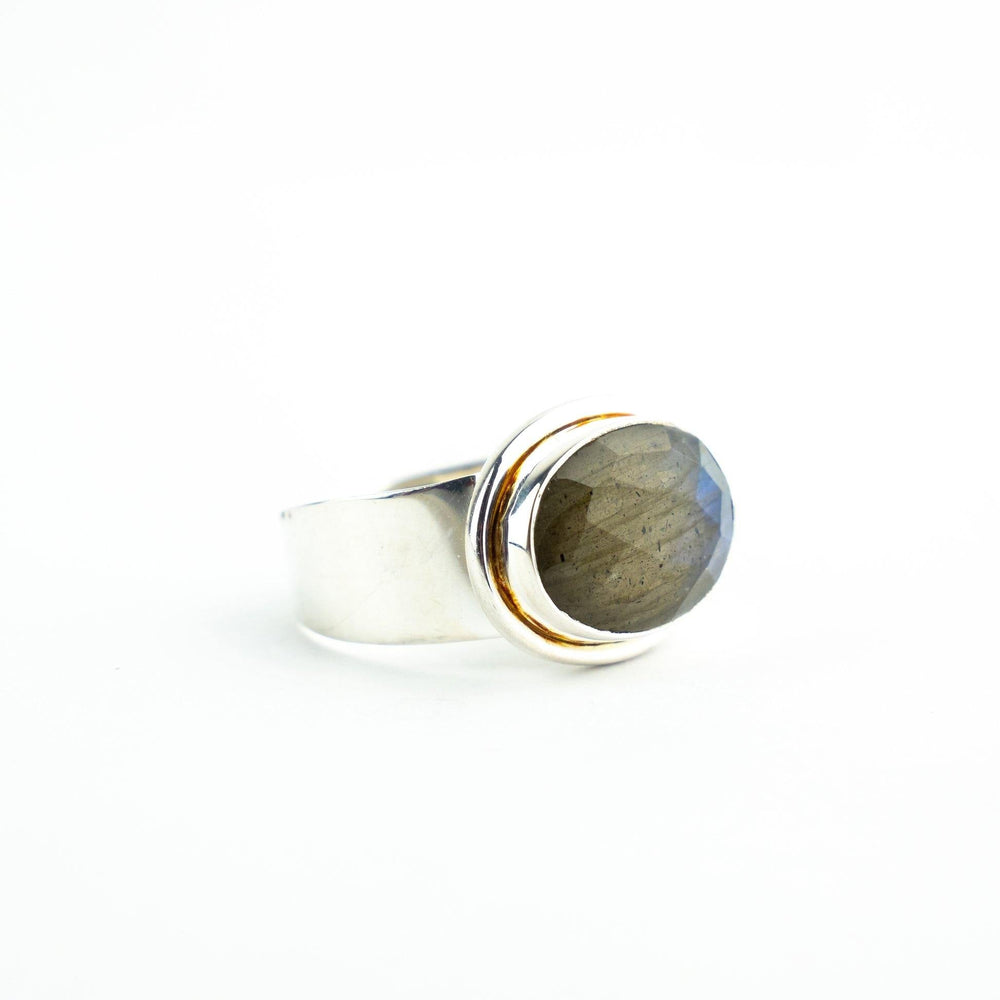 Horizontal Labradorite Sterling Silver Ring - The Collective Dublin