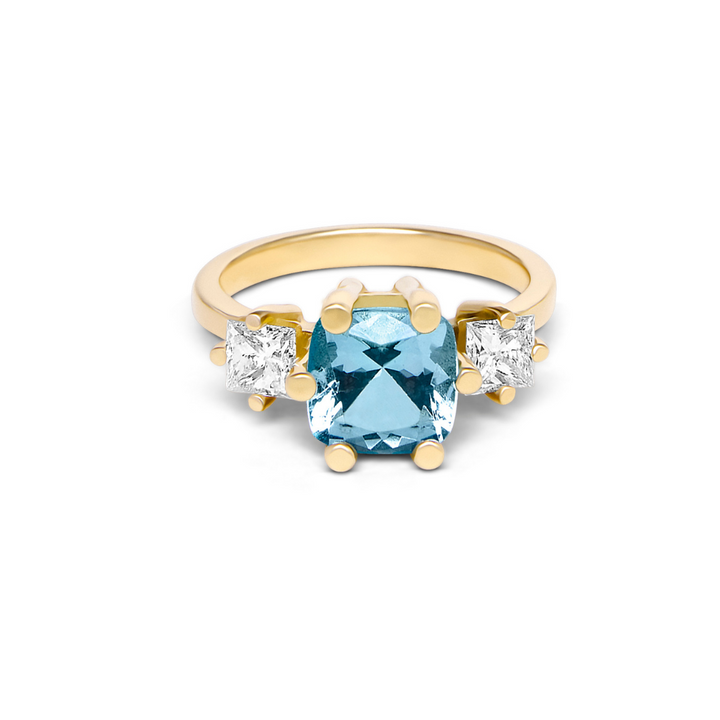 Sky's Devotion  18ct Yellow Gold Ring