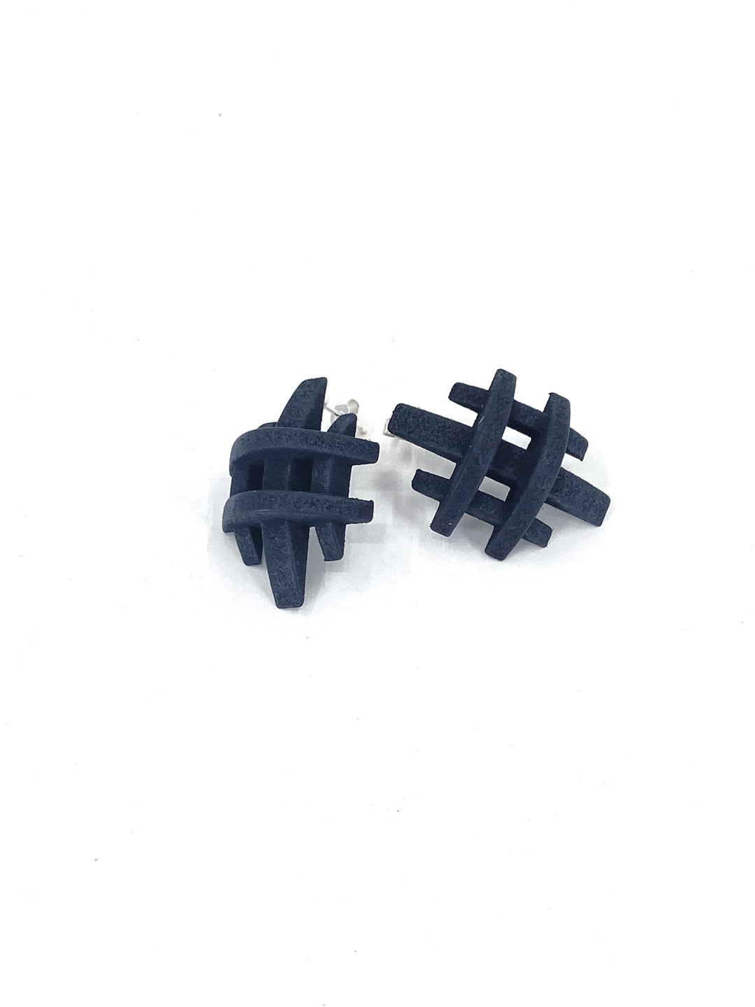 Vibe Curved Grid Earrings