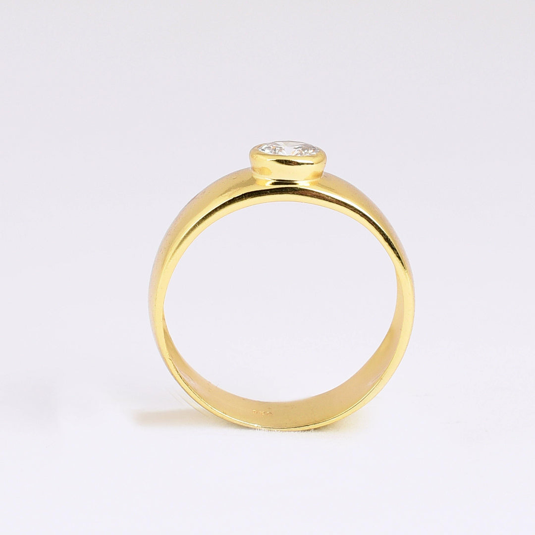 The Collective Dublin - Home to Irish Design - Watermelon Tropical  : Cubic Zirconia Smooth Gold Band Ring